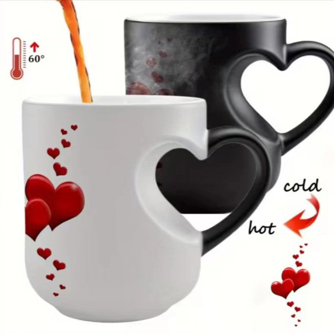 📢⏰ Valentínsky keramický hrnček s rúčkou v tvare srdca, ktorá mení farbu💝✨