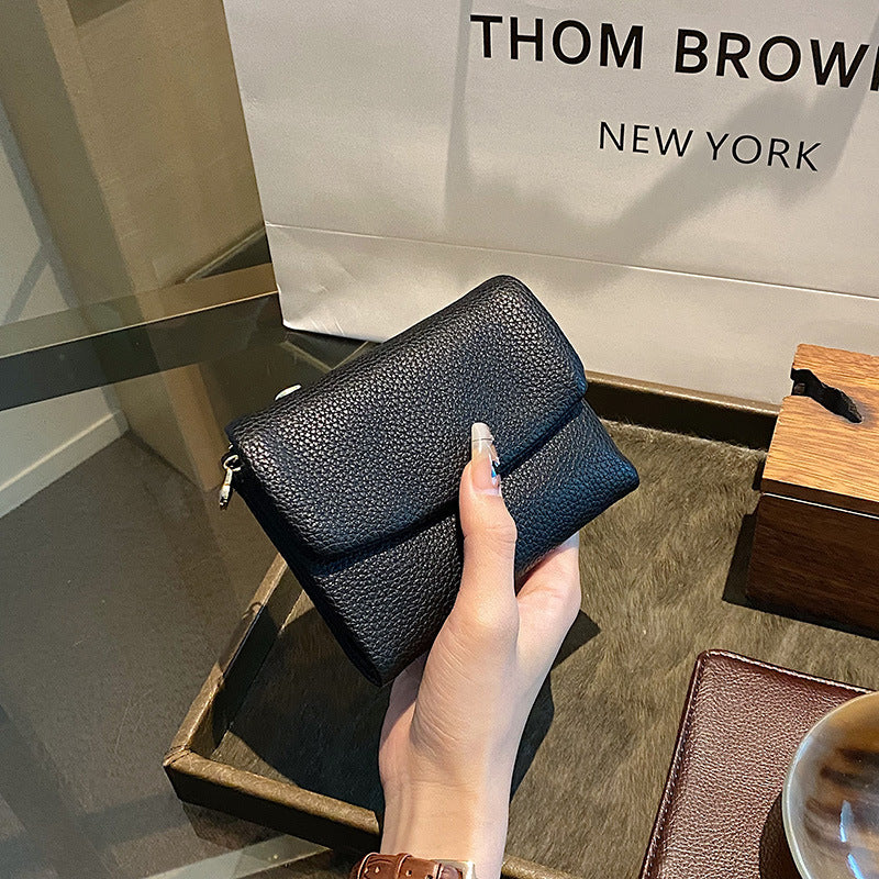 🎁Časově omezená nabídka: sleva 40%🎁 Prémiová kožená peněženka｜Kamenitá/strukturální povrchová úprava｜RFID ochrana proti krádeži｜Unisex