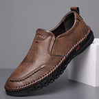 【50% kedvezmény korlátozott ideig!】【39-44-es méret】Férfi alkalmi sportcipő, valódi bőr, puha talp, csúszásgátló, lélegző